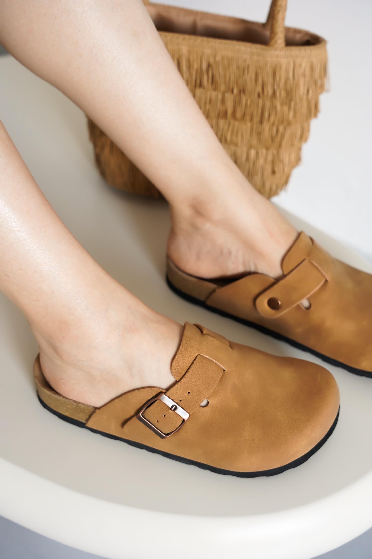 Zuecos de cuero para mujer Benton de Project Cloud: espuma viscoelástica y soporte 