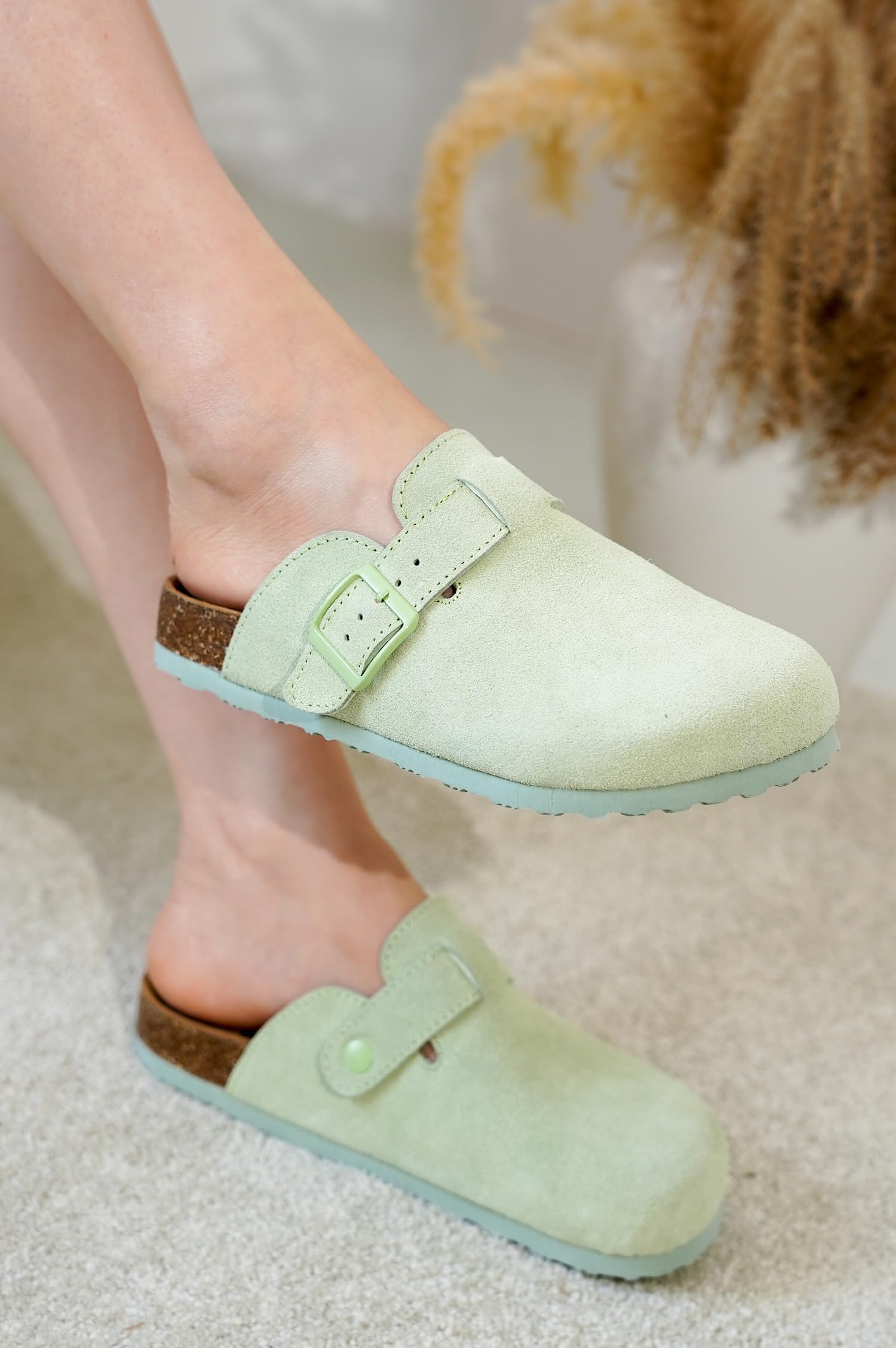 Zuecos de cuero para mujer Benton de Project Cloud: espuma viscoelástica y soporte 