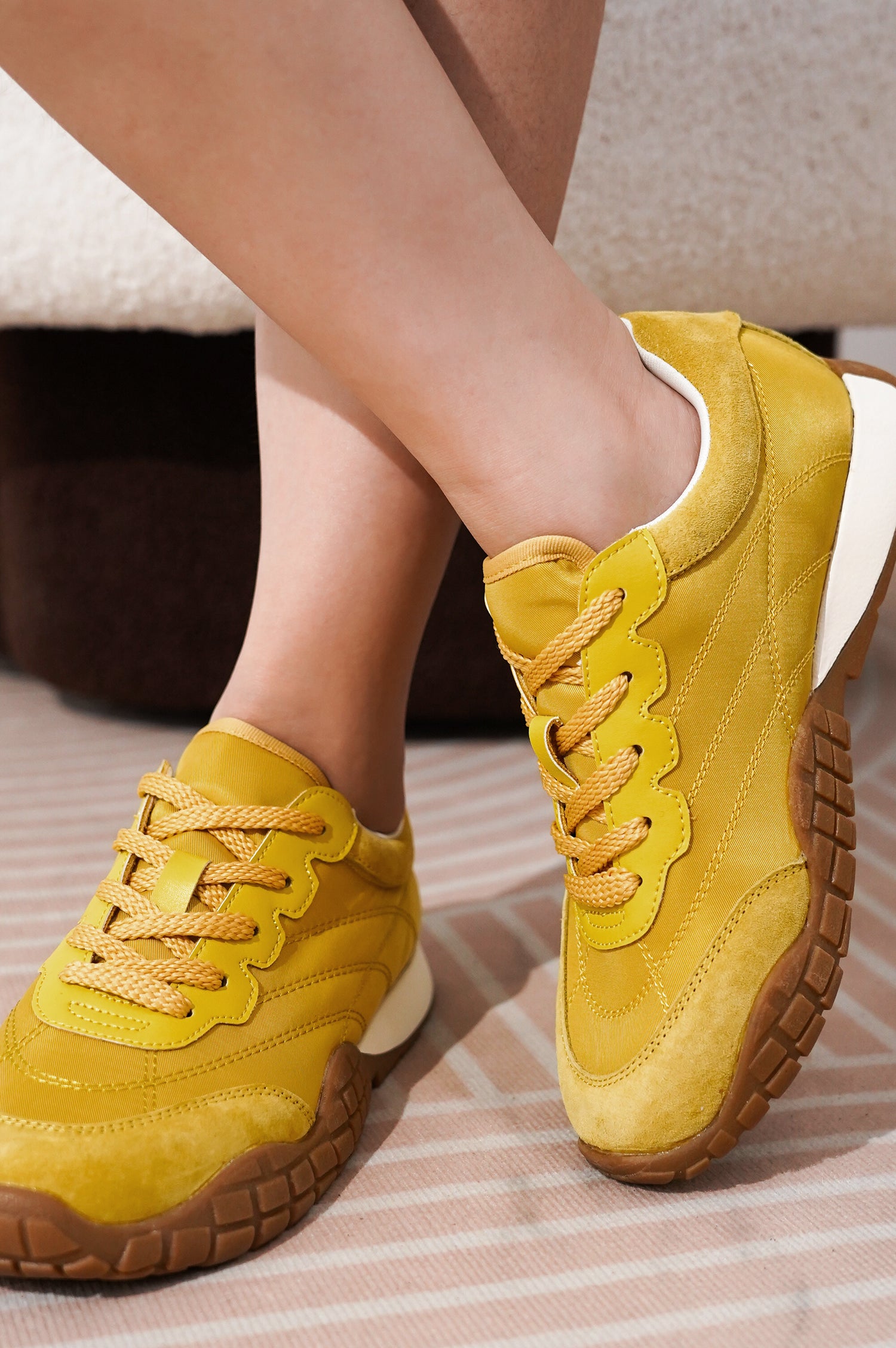 Project Cloud | "Donna Hitop" Sneakers for Women | Memory Foam Insole | Lightweight | Non-Slip